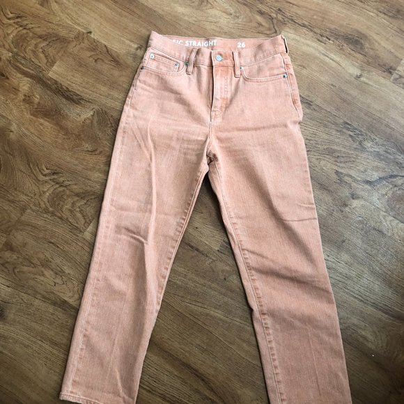 NWOT J. Crew High-rise Classic Straight Jean in Rosebud Wash - Picture 3 of 3